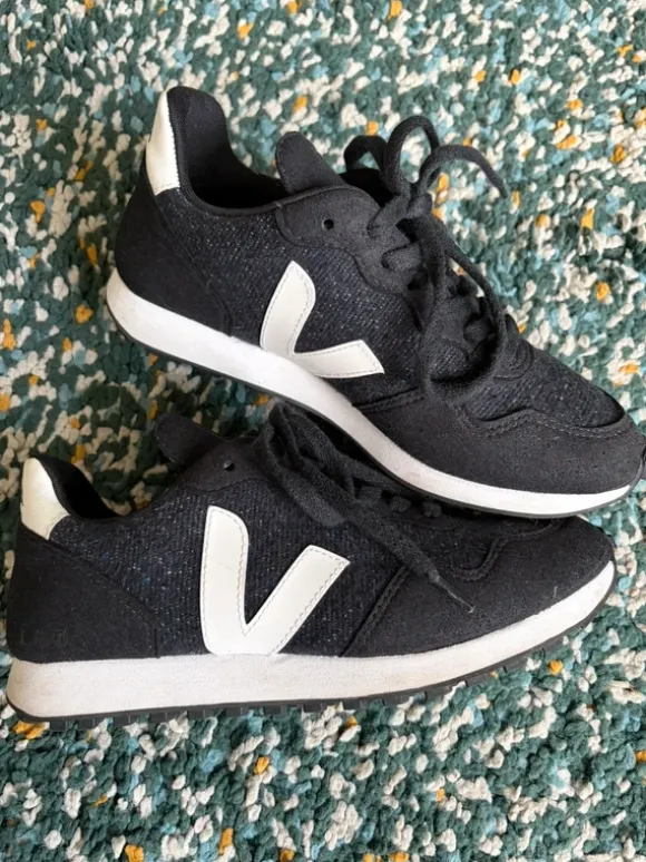 Veja 38 SDU REC flannel dark white
