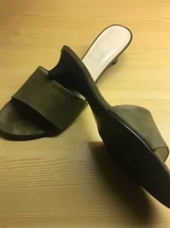 Velourleder-Pantoffel