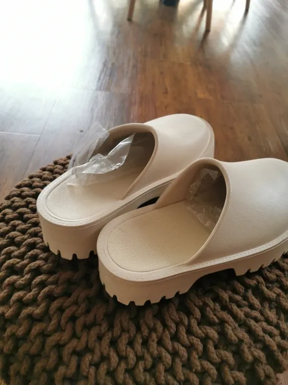 Verkaufe neue Schuhe in Gr. 40