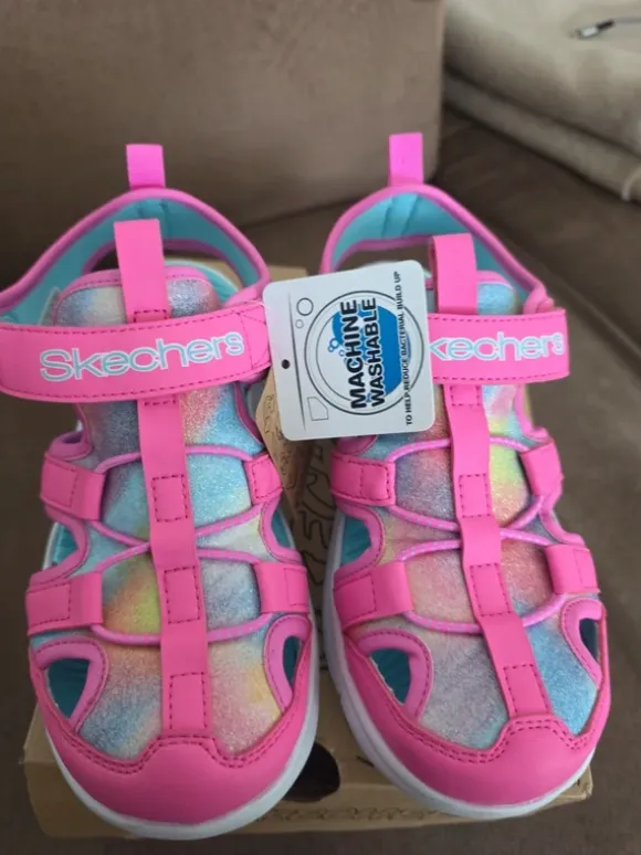 Verkaufe Süsse Sandalen gr,33 von Sketcher,s