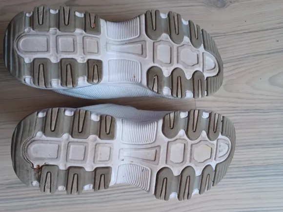 Verkaufe weiße Glitzer Schuhe