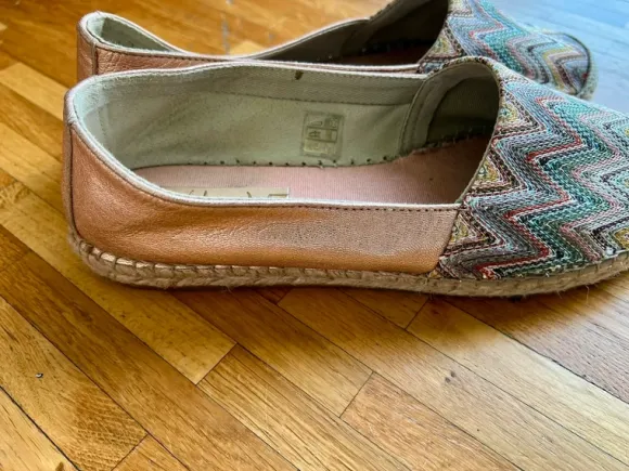 Very pretty espadrilles