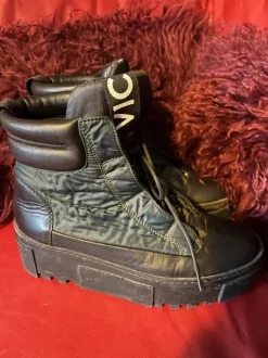 Vic Matie Plateau Boots 37 grün-schwarz