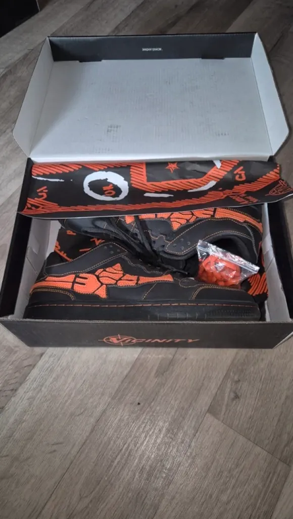 Vicinity Sneaker Schwarz Orange 44