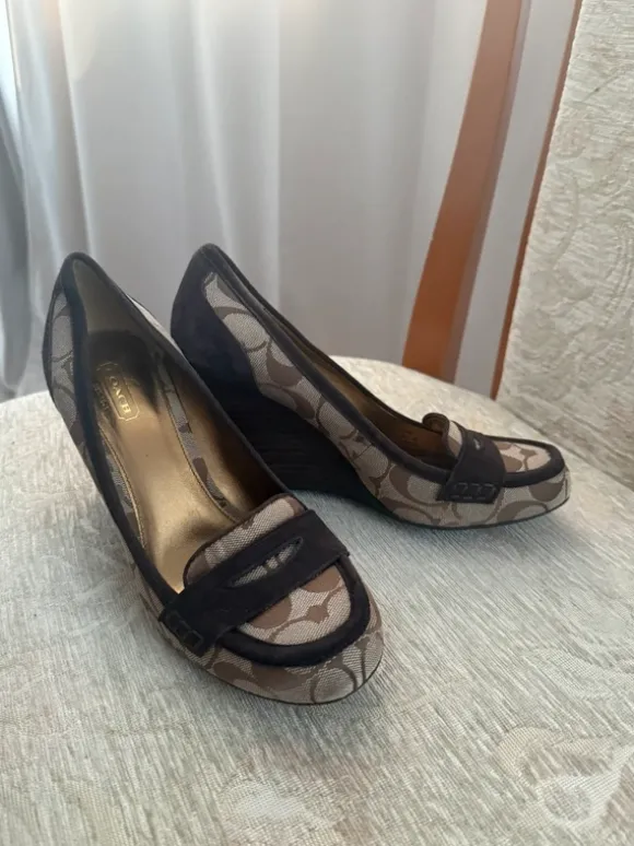 Vintage Coach Wedges - Coach Size 8