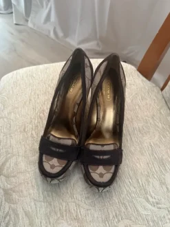 Vintage Coach Wedges - Coach Size 8