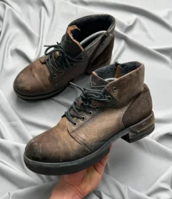 Vintage Japanese style platform boots