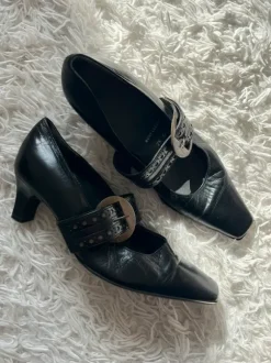 vintage Kittenheels