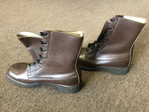 Vintage leger kistjes / schoenen