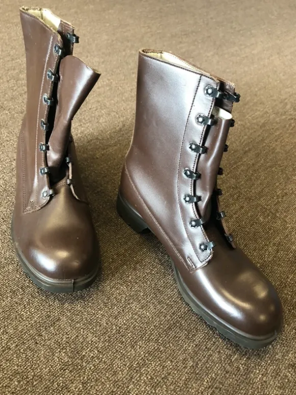 Vintage leger kistjes / schoenen