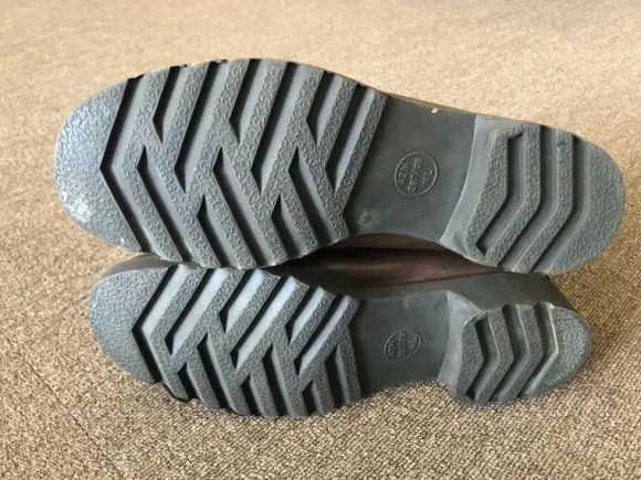 Vintage leger kistjes / schoenen