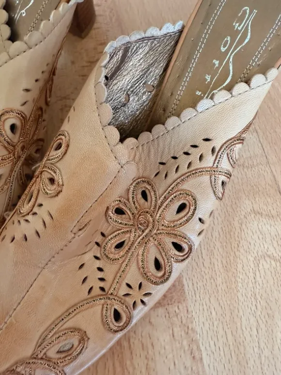 Vintage Shoe