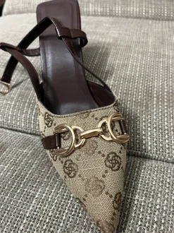 Vintage-Style Monogram Slingback Kitten Heels with Gold Horsebit – Size38/39