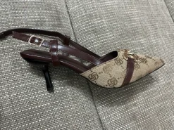 Vintage-Style Monogram Slingback Kitten Heels with Gold Horsebit – Size38/39