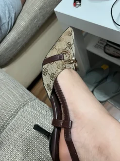 Vintage-Style Monogram Slingback Kitten Heels with Gold Horsebit – Size38/39