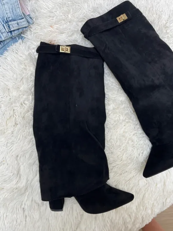 Viralen Shark boots in schwarz