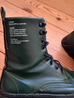 Virón Combat Boots in vegan leather made from apple, natural material