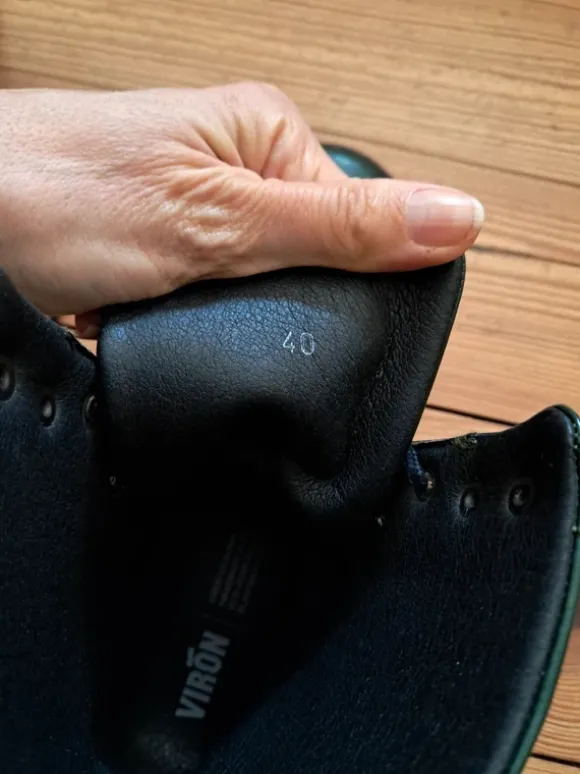 Virón Combat Boots in vegan leather made from apple, natural material