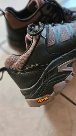 Wander- und Trekkingschuhe
