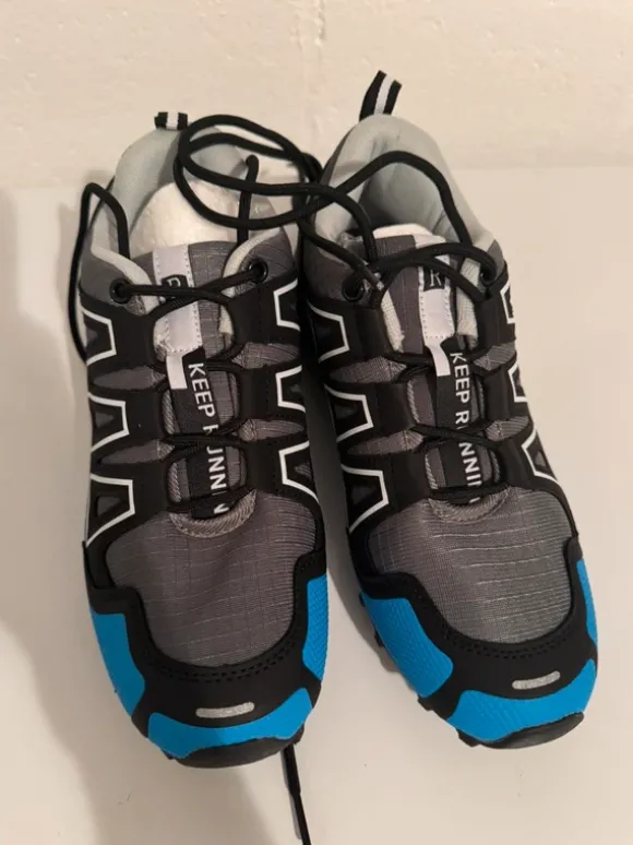 Wanderschuhe