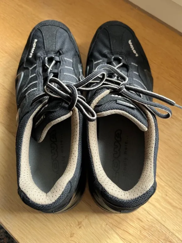 Wanderschuhe lowa Gr. 39