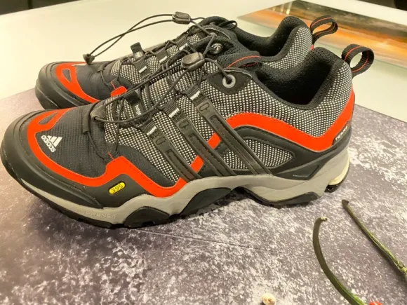 Wanderschuhe Treckingschuhe Adidas Gr. 41.5, wie neu