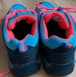 Wanderschuhe von CMP, türkis, pink
