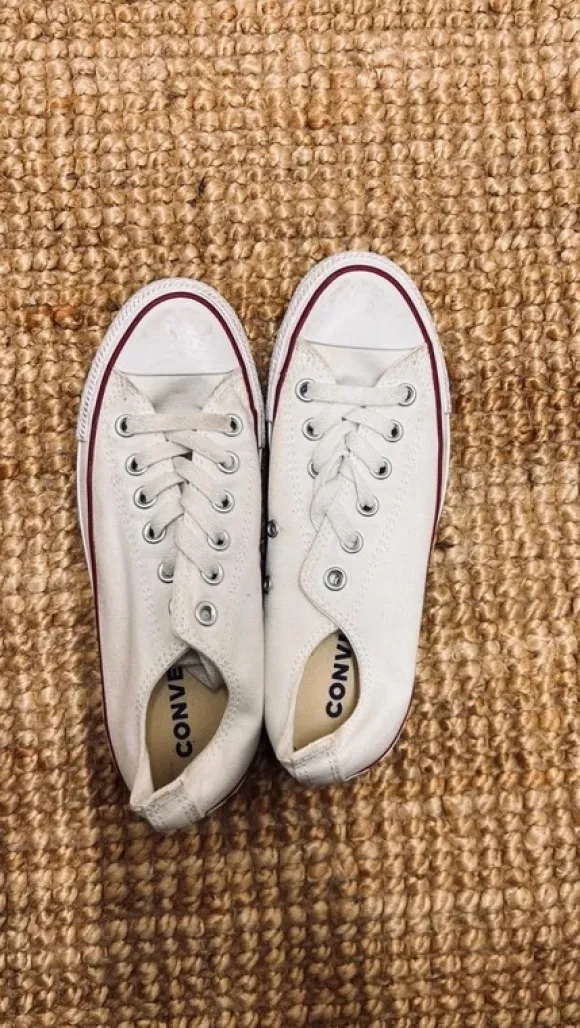 Weiße Converse Chuck Taylor Sneaker, Größe 37