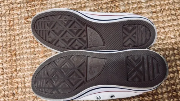 Weiße Converse Chuck Taylor Sneaker, Größe 37