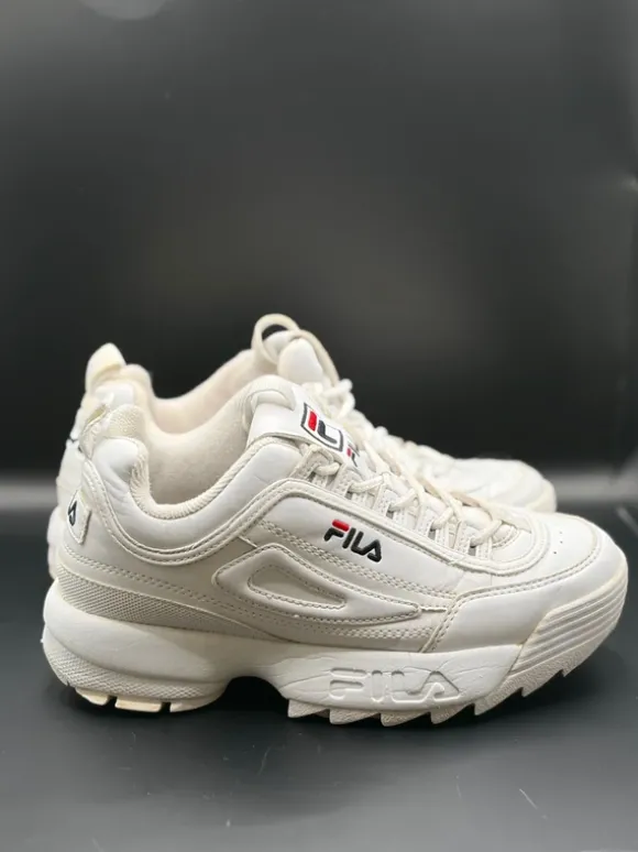Weiße FILA Sneaker | Gr. 38