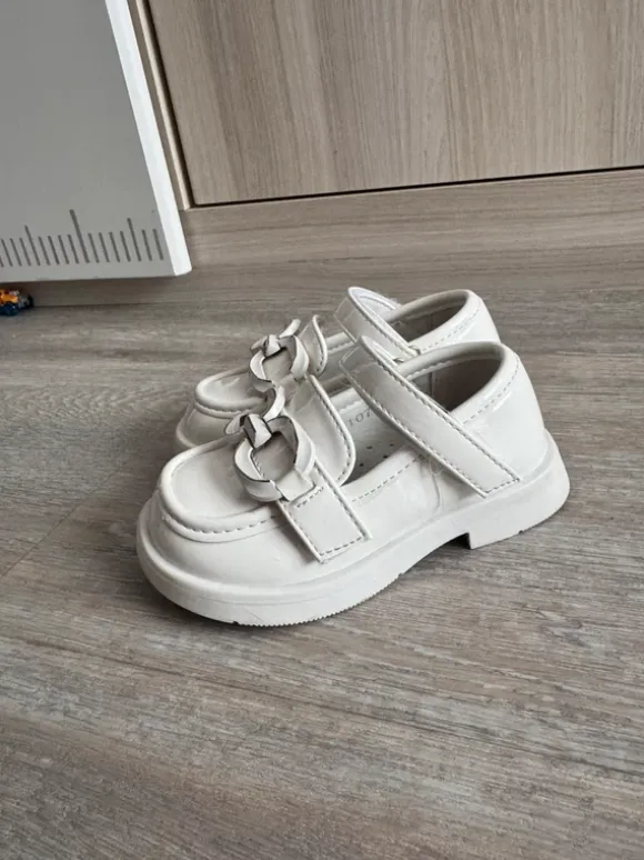 Weiße Kinder-Sneaker mit Klettverschluss Gr.22