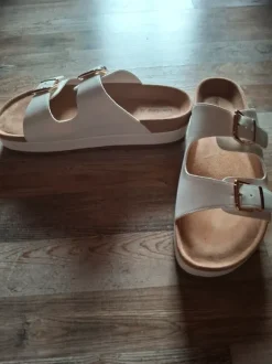 Weiße Riemchen Sandalen