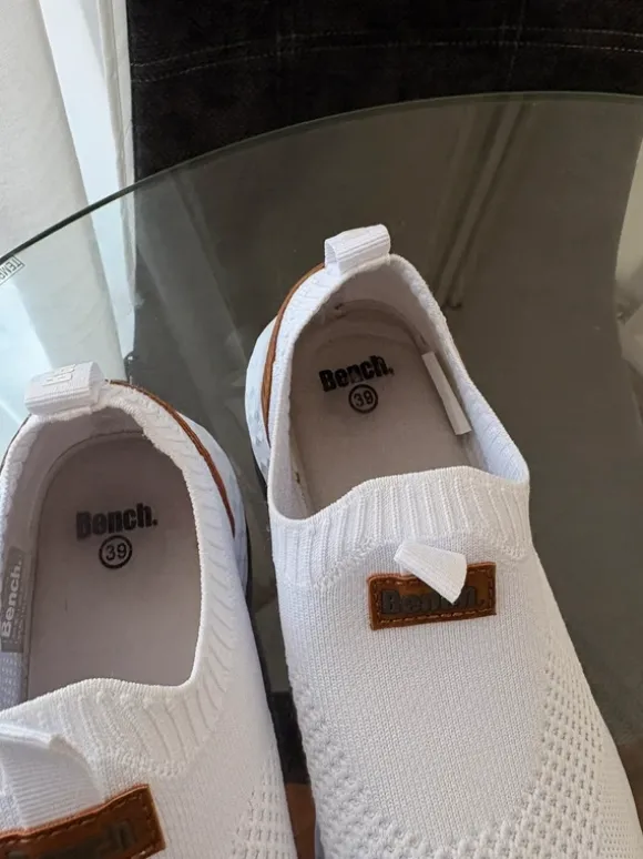 White bench slip-on trainers size 39