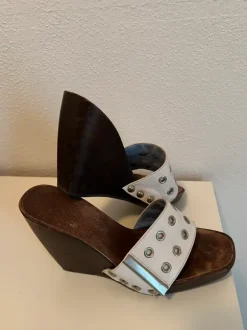 White leather platform sandals with silver eyelets