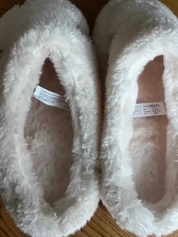 White teddy house shoes with flowers