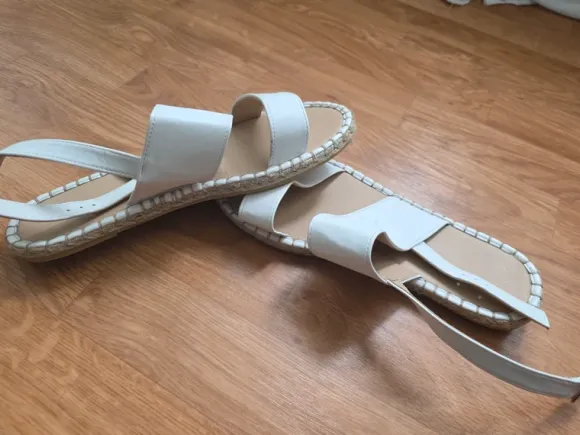Wide Fit Sandaletten