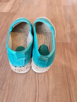 Wildleder-Espadrilles von ASOS.