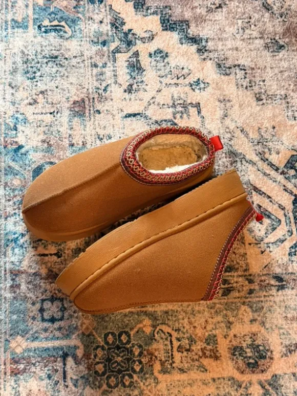 Wolkies/UGGs