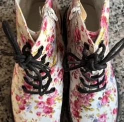 WOW! Sooo schöne Blümchen Boots