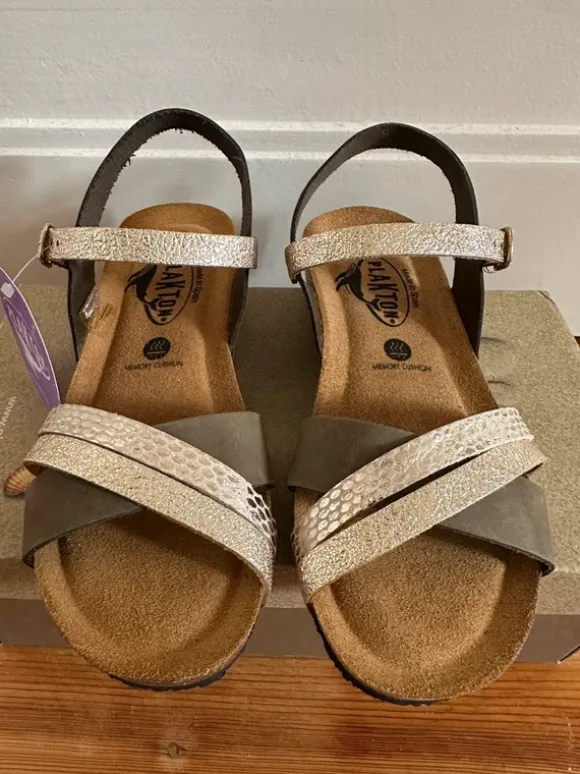 Wunderschöne bequeme Sandalen in Gold/Khaki (Gr. 37)