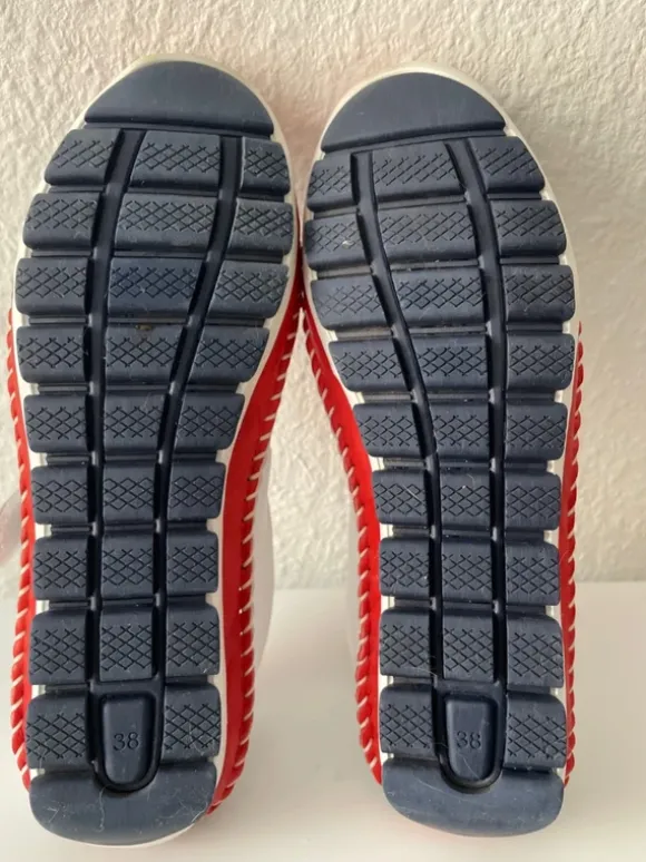 Wunderschöne leichte Damen Schuhe