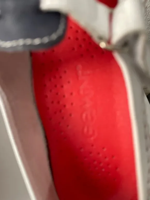 Wunderschöne leichte Damen Schuhe