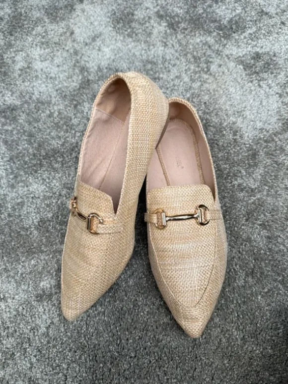 Wunderschöne Sommer Loafer Slipper spitz zulaufend