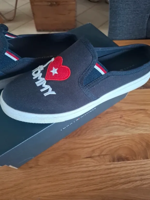 Wunderschöne Stoffschuhe
