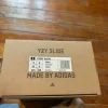 Yeezi slide