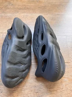 Yeezy Foam Runner Größe 42