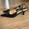 Y2K pumps kitten heel