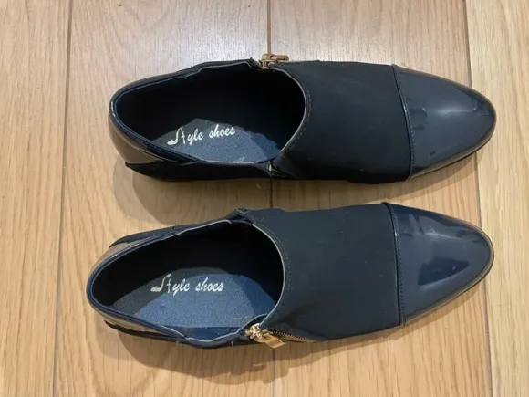 Zapatos azul marino con cremallera
