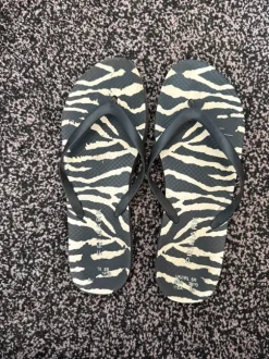 zebra schlappen sommer strand flip flops