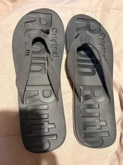 Zehentrenner / Flip-Flops